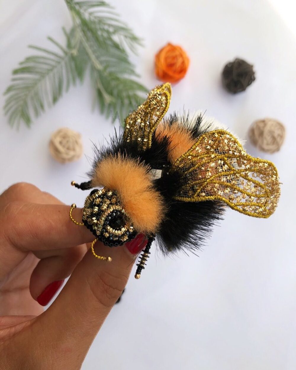 3Д брошь Шмель (wonders_of_handwork)